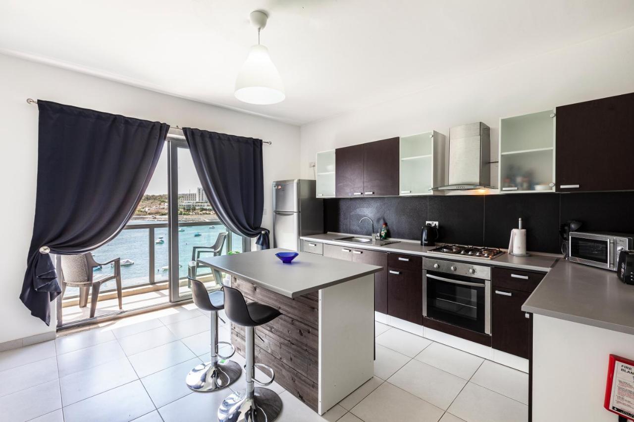 Z4 - Seafront Apartment St. Paul's Bay Exteriör bild